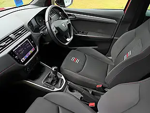 Used 2021 SEAT Arona Fr Red - Interior and Exterior details 13