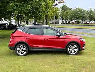 Used 2021 SEAT Arona Fr Red - Interior and Exterior details 6