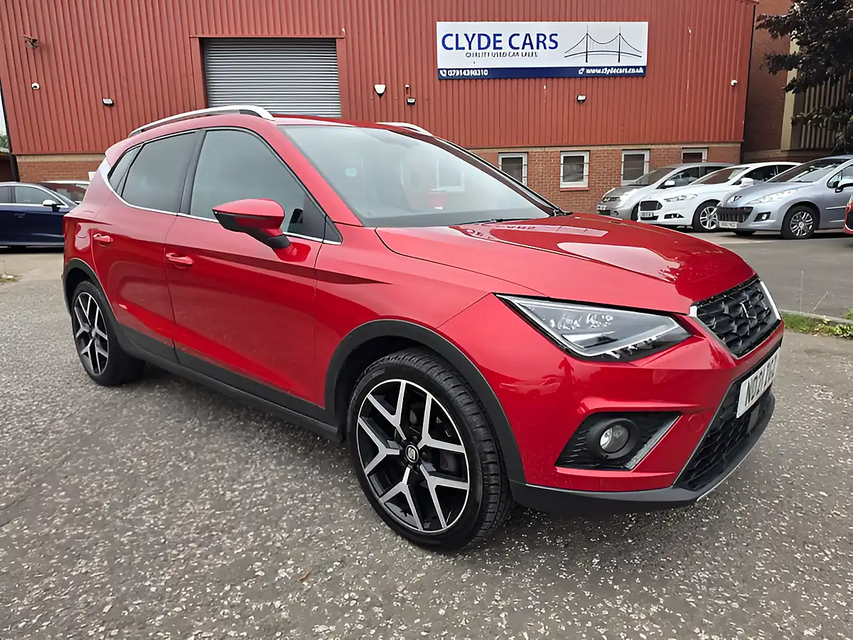 Used 2021 SEAT Arona Fr Sport Red - Front View