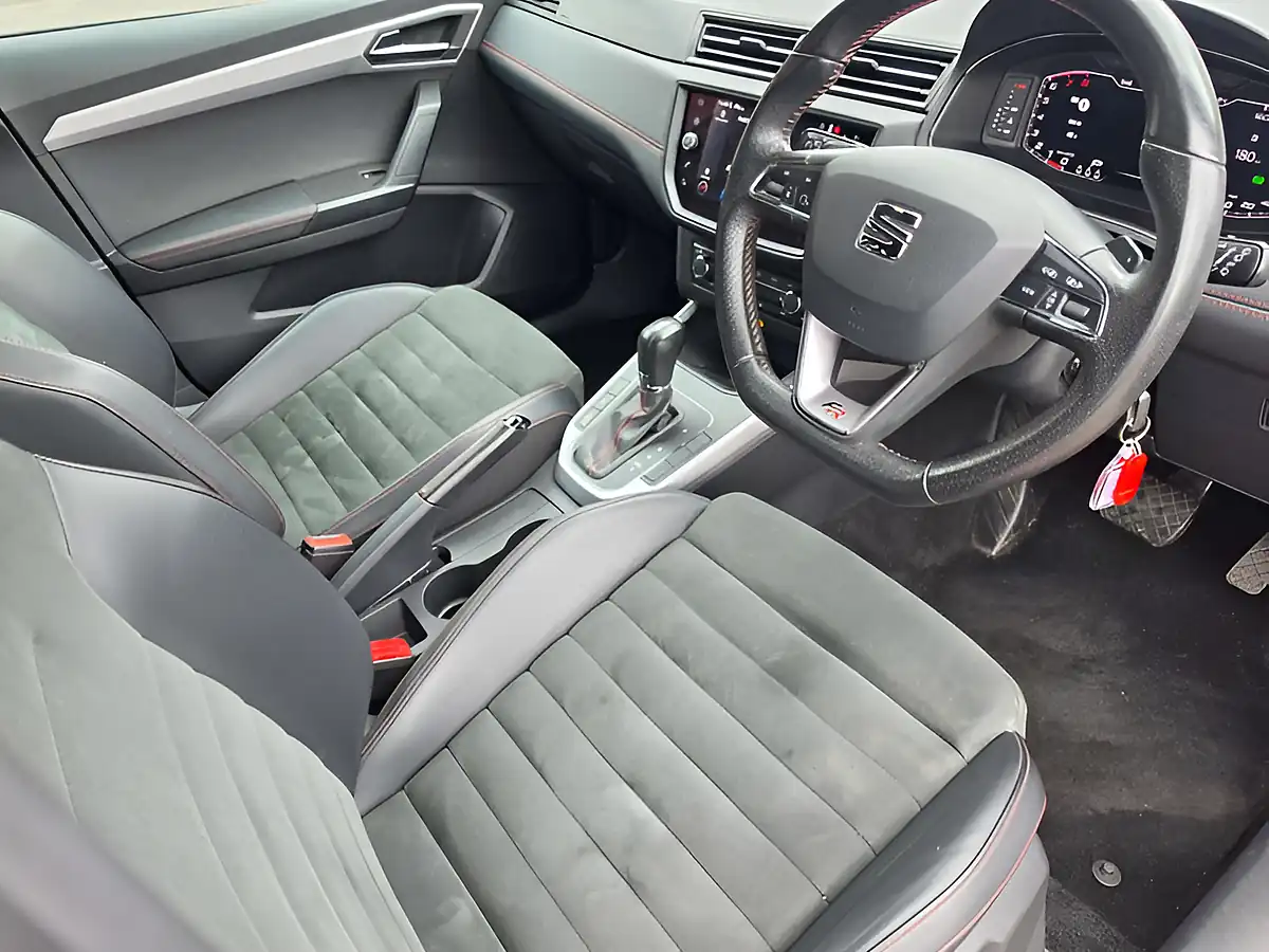 Used 2021 SEAT Arona Fr Sport Red - Interior and Exterior details 10
