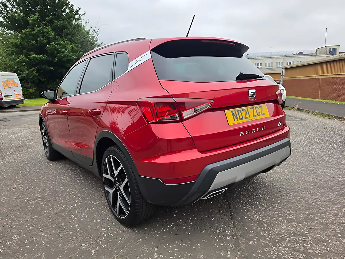 Used 2021 SEAT Arona Fr Sport Red - Interior and Exterior details 8