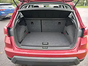 Used 2021 SEAT Arona Se Red - Interior and Exterior details 9