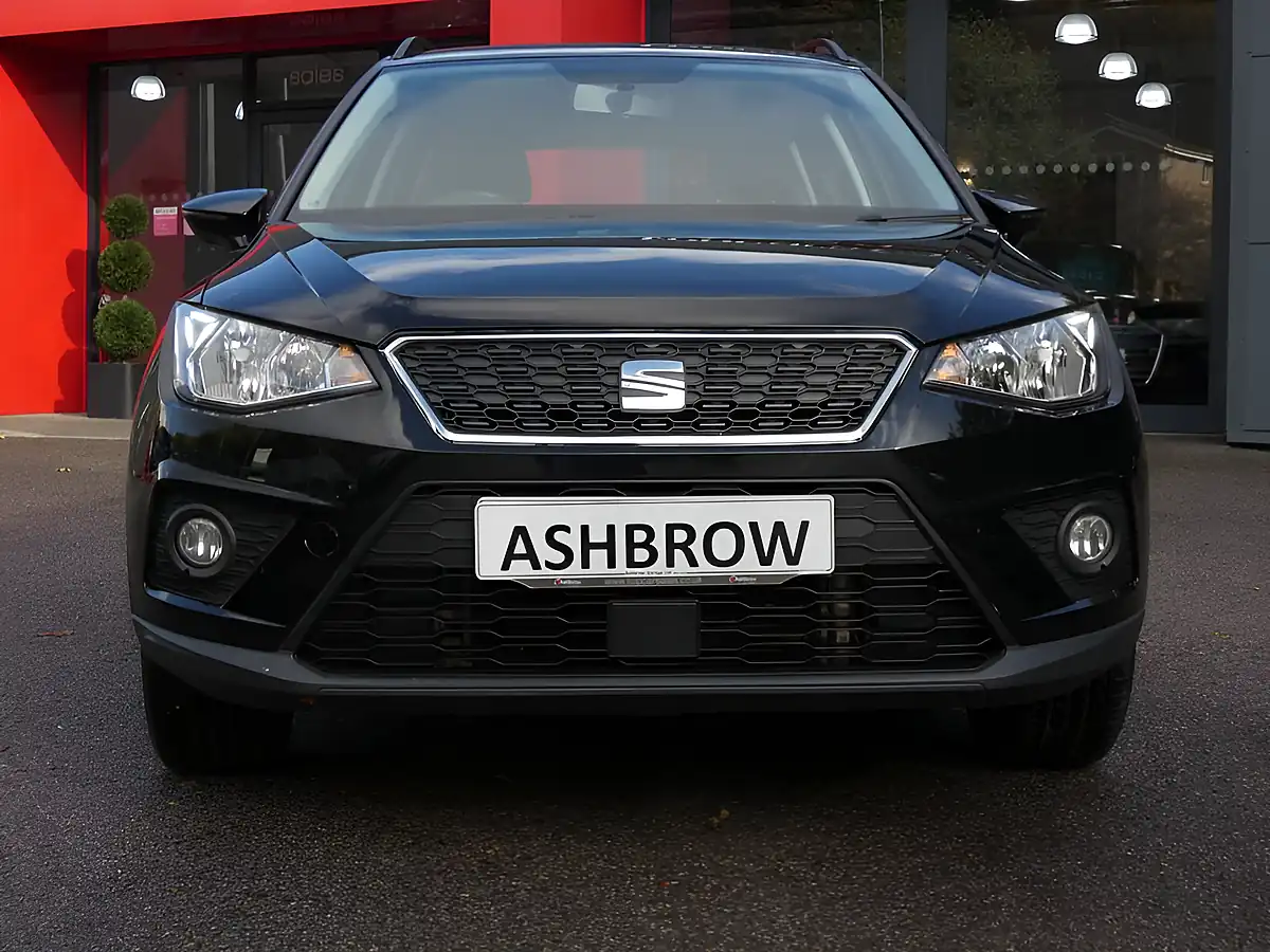 Used 2021 SEAT Arona Se Technology Midnight Black Metallic - Interior and Exterior details 4