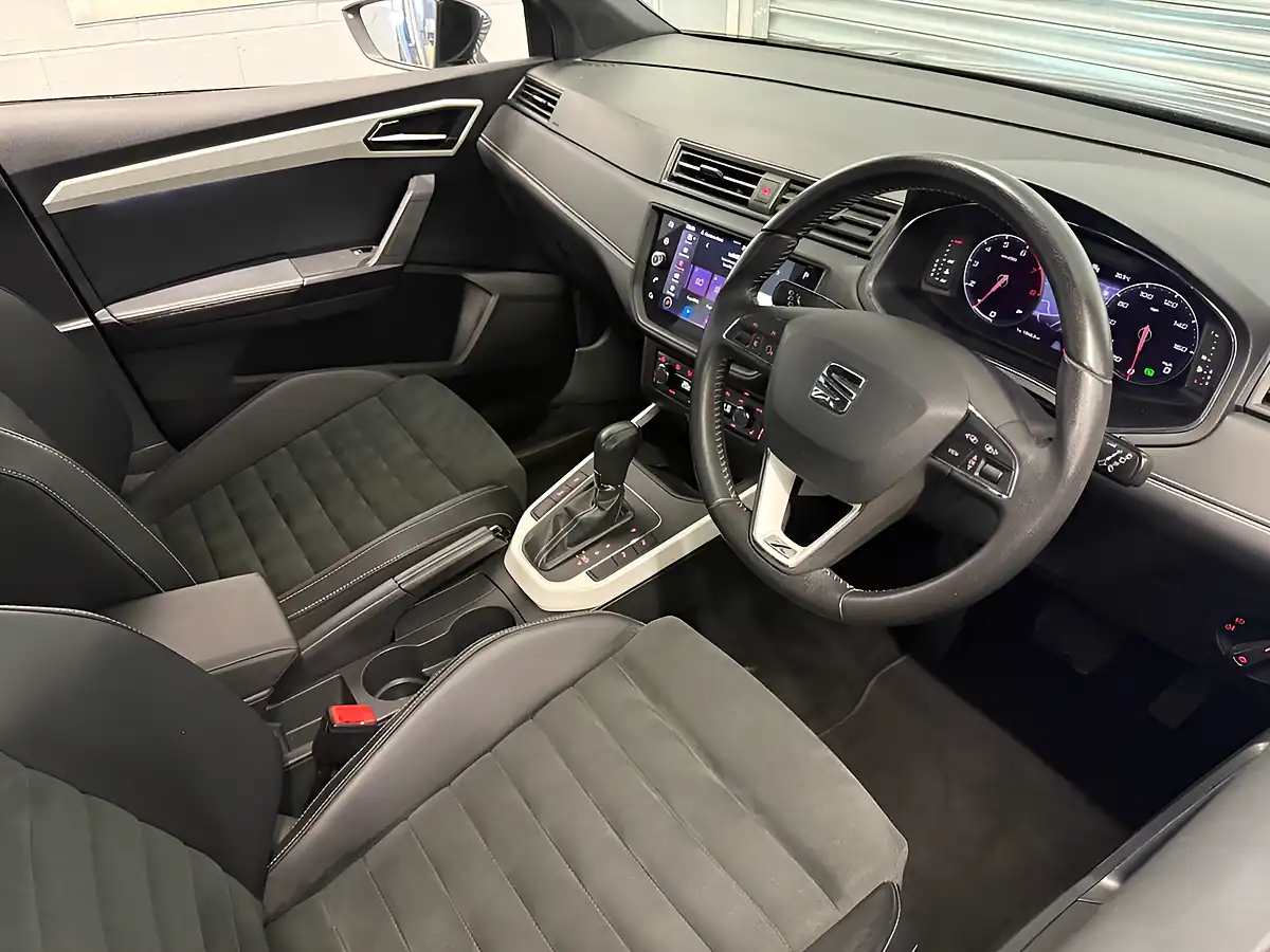 Used 2021 SEAT Arona Xcellence Lux Grey - Interior and Exterior details 11
