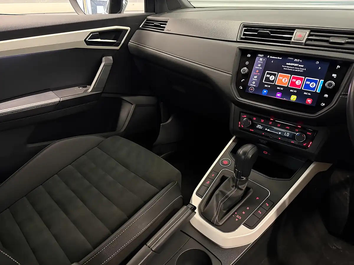 Used 2021 SEAT Arona Xcellence Lux Grey - Interior and Exterior details 12