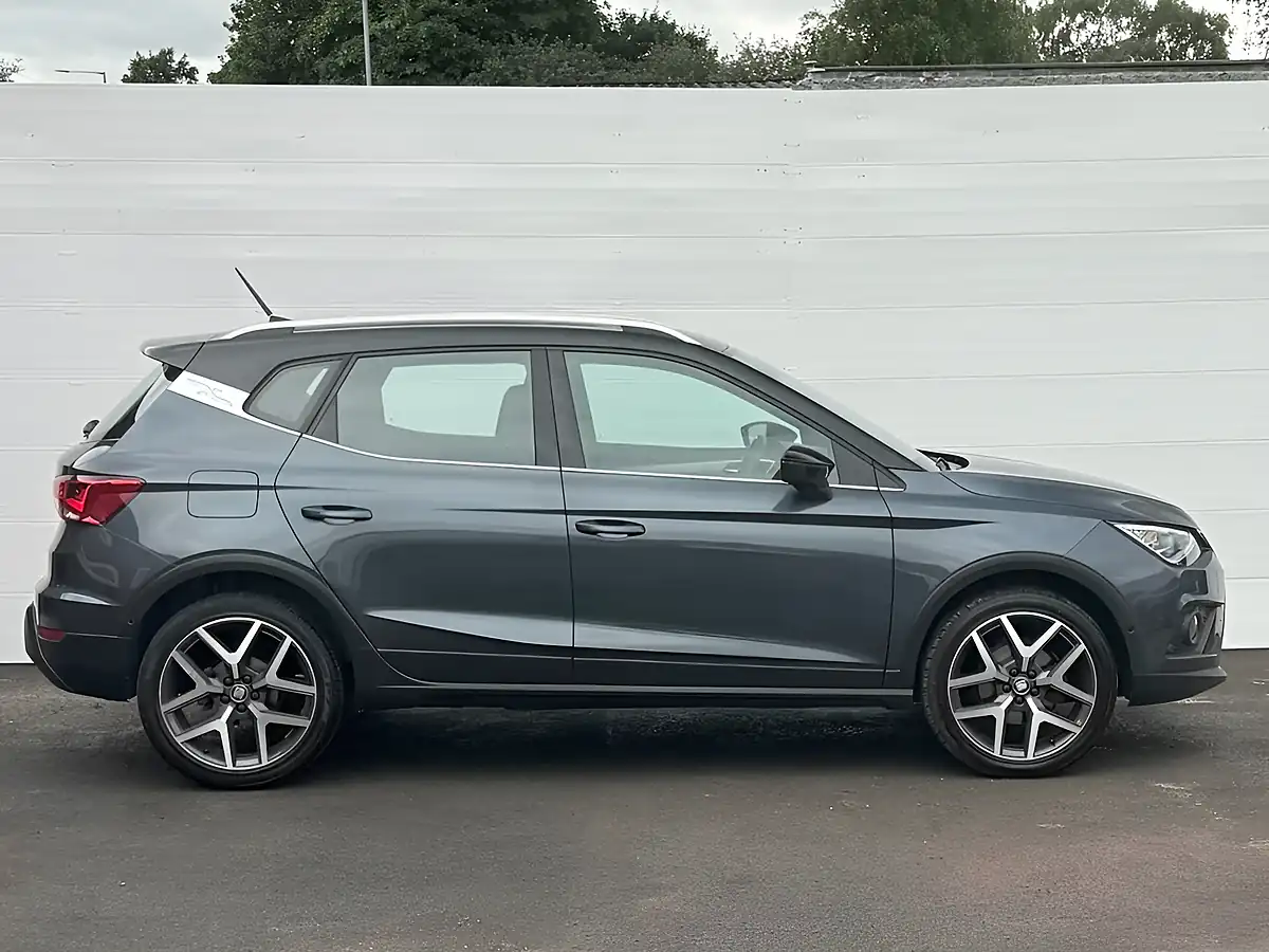 Used 2021 SEAT Arona Xcellence Lux Grey - Interior and Exterior details 8