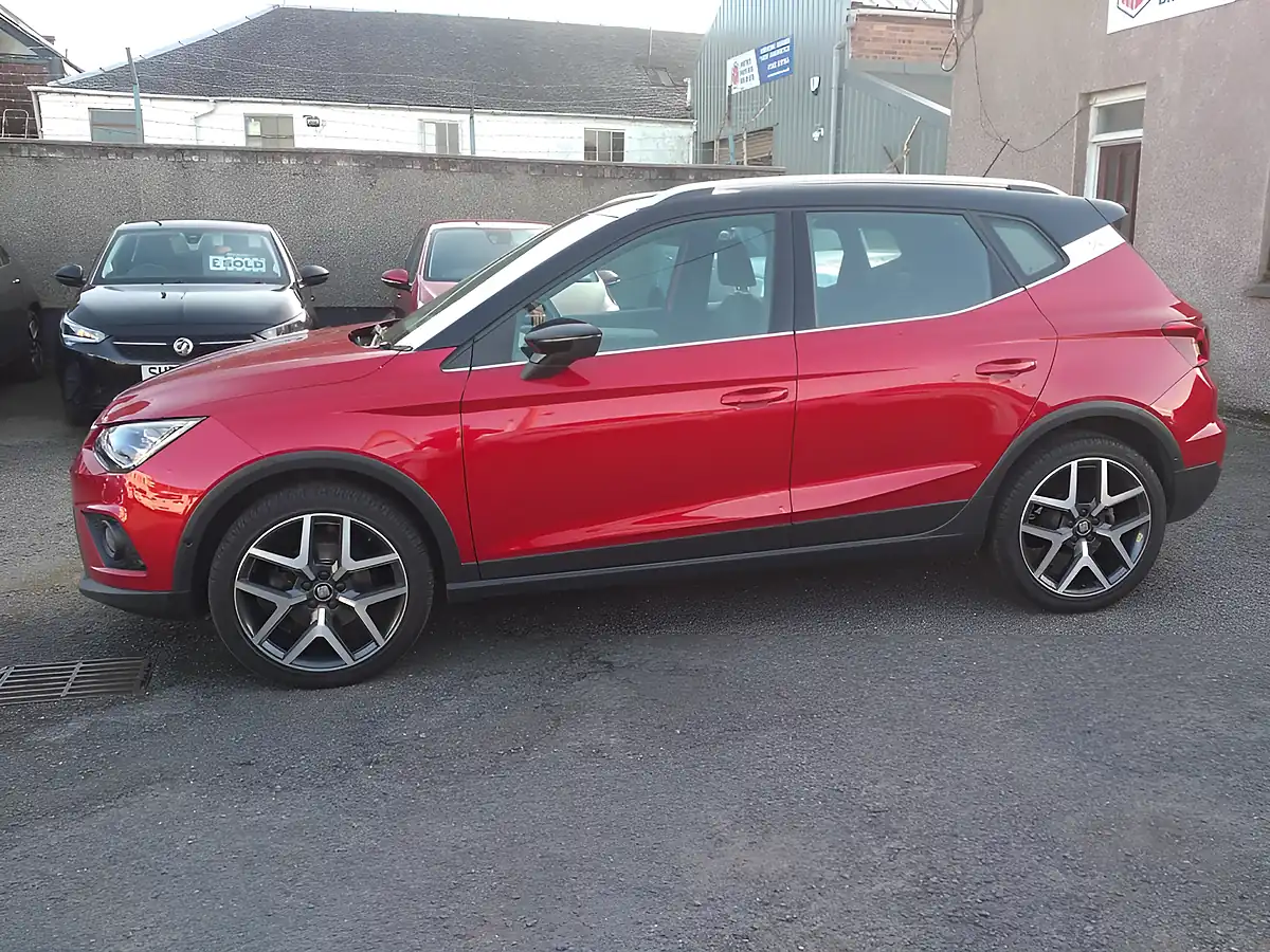 Used 2021 SEAT Arona Xcellence Lux Red - Interior and Exterior details 2
