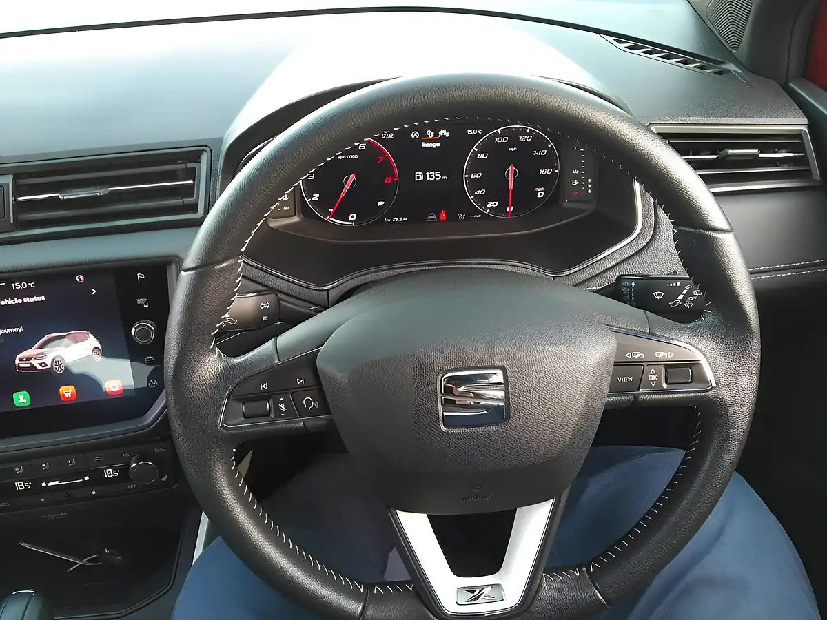 Used 2021 SEAT Arona Xcellence Lux Red - Interior and Exterior details 20
