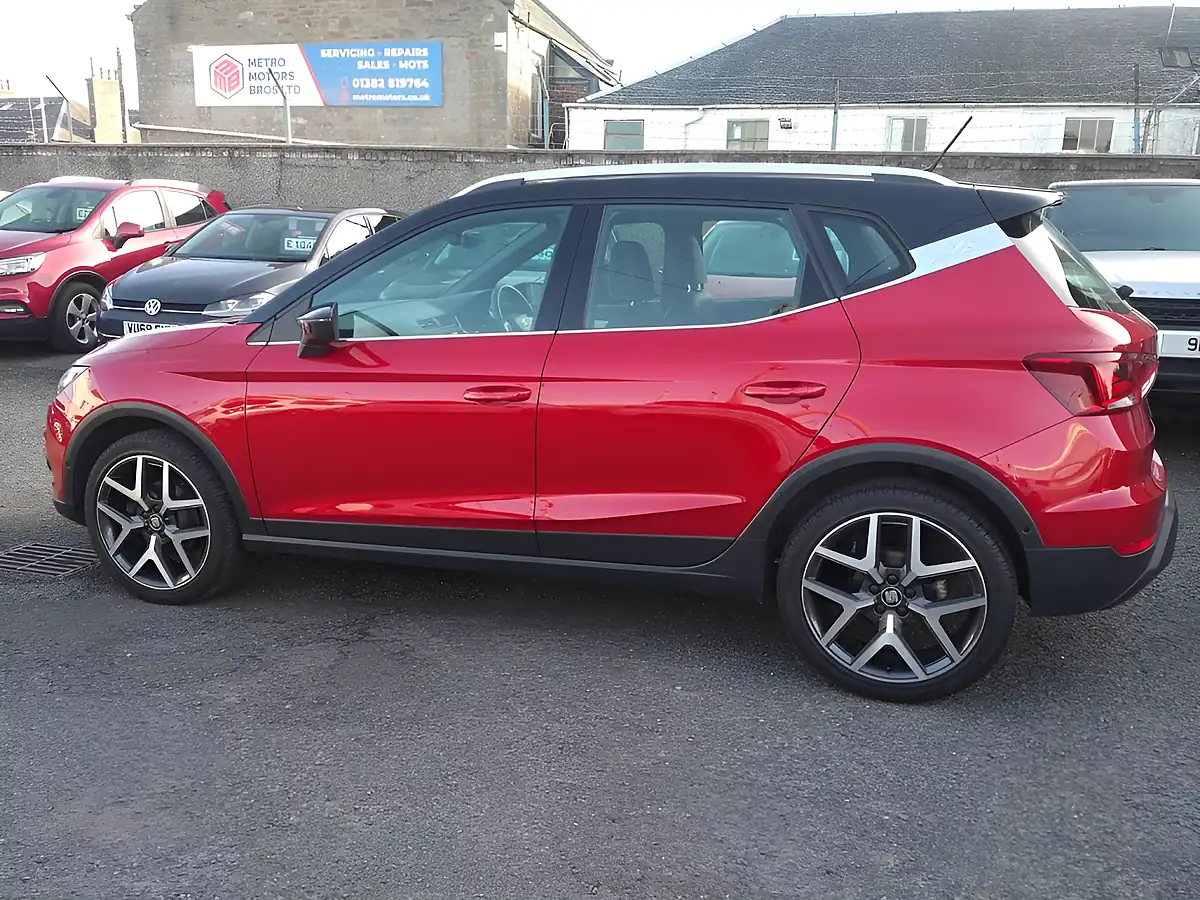 Used 2021 SEAT Arona Xcellence Lux Red - Interior and Exterior details 3