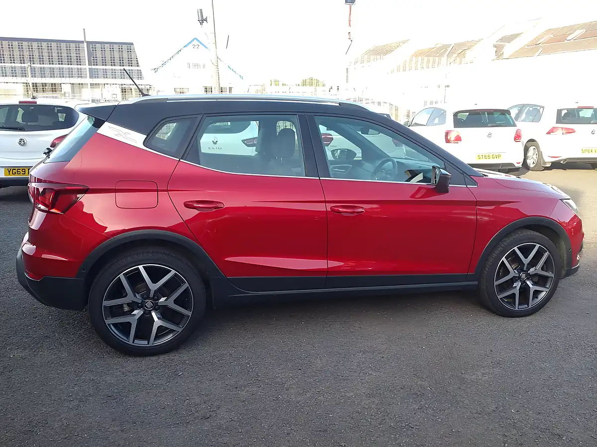 Used 2021 SEAT Arona Xcellence Lux Red - Interior and Exterior details 7