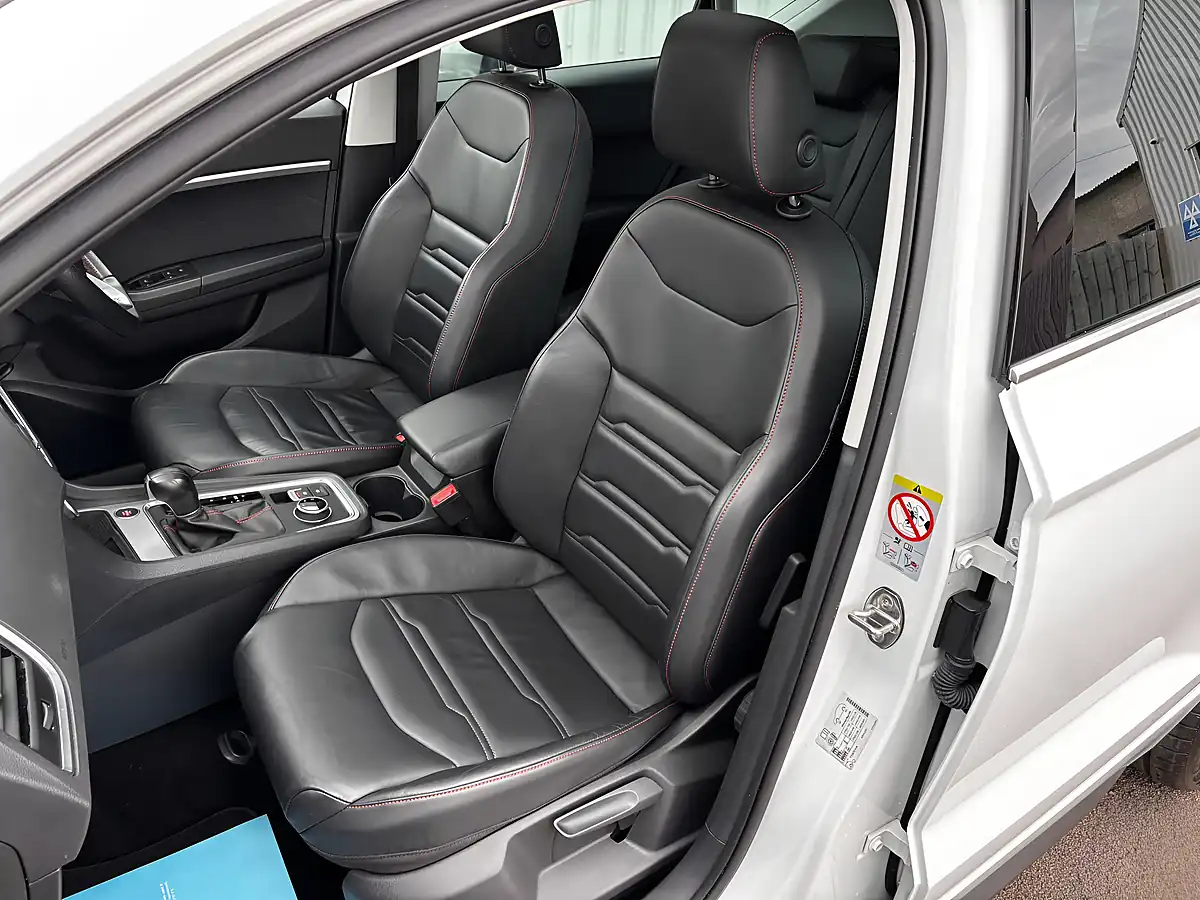 Used 2021 SEAT Ateca Fr Sport White - Interior and Exterior details 15
