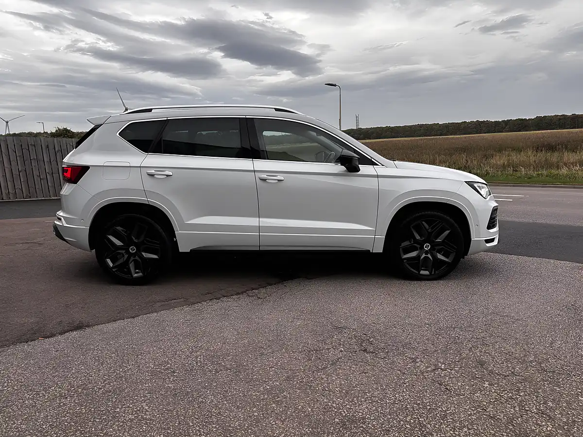 Used 2021 SEAT Ateca Fr Sport White - Interior and Exterior details 4