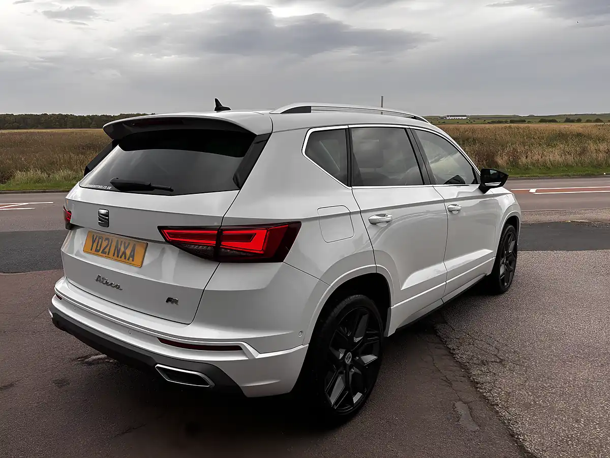Used 2021 SEAT Ateca Fr Sport White - Interior and Exterior details 5
