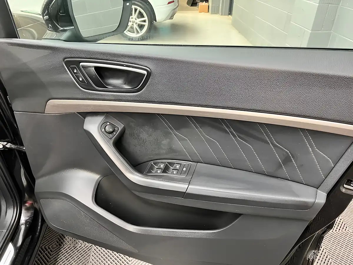 Used 2021 SEAT Ateca Xperience Lux Black - Interior and Exterior details 14