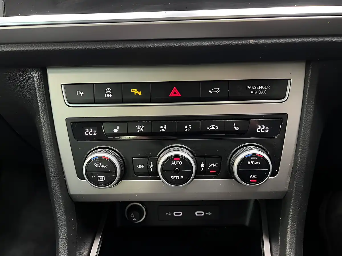 Used 2021 SEAT Ateca Xperience Lux Black - Interior and Exterior details 19