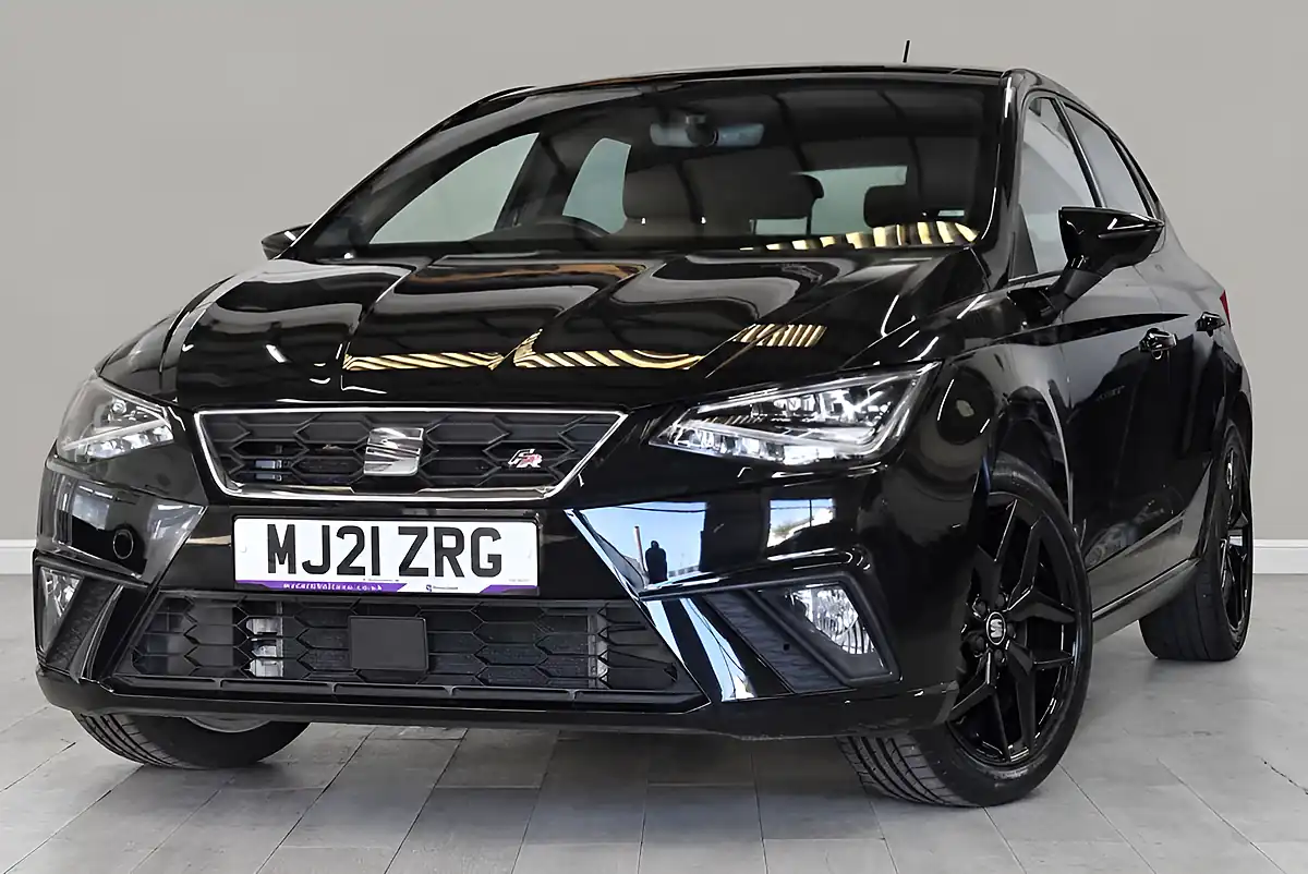Used 2021 SEAT Ibiza Fr Midnight Black - Front View
