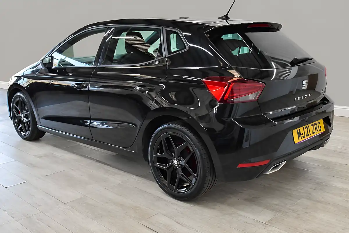 Used 2021 SEAT Ibiza Fr Midnight Black - Interior and Exterior details 4