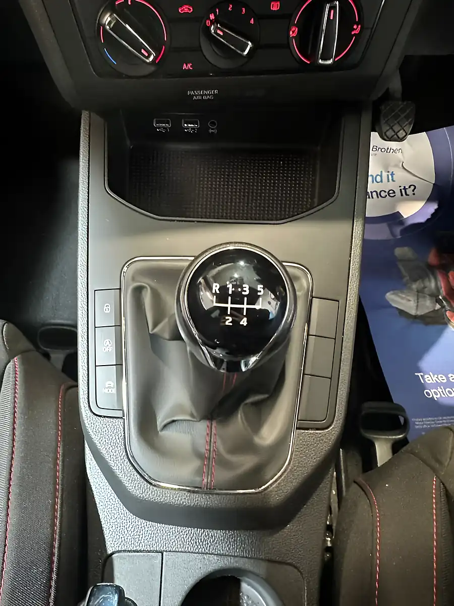 Used 2021 SEAT Ibiza Fr Nevada White - Interior and Exterior details 18