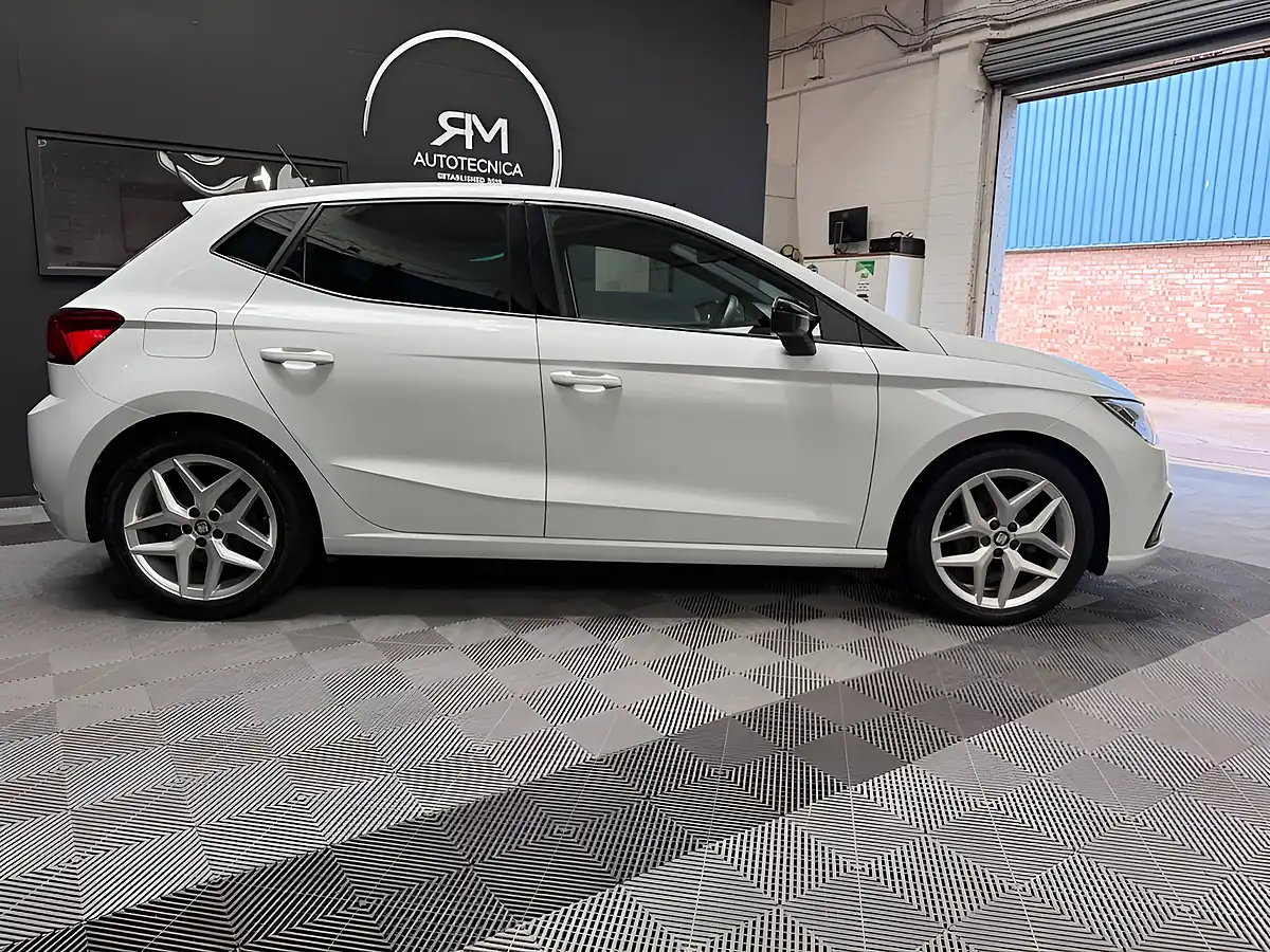 Used 2021 SEAT Ibiza Fr Nevada White - Interior and Exterior details 3