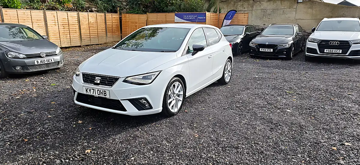 Used 2021 SEAT Ibiza Fr Solid Black - Interior and Exterior details 5