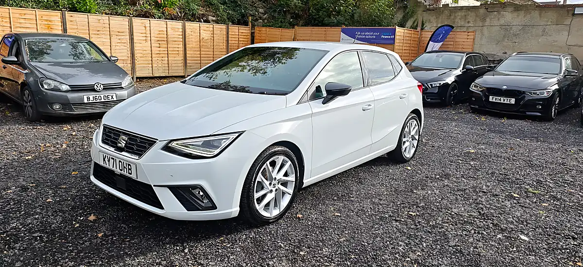 Used 2021 SEAT Ibiza Fr Solid Black - Interior and Exterior details 6