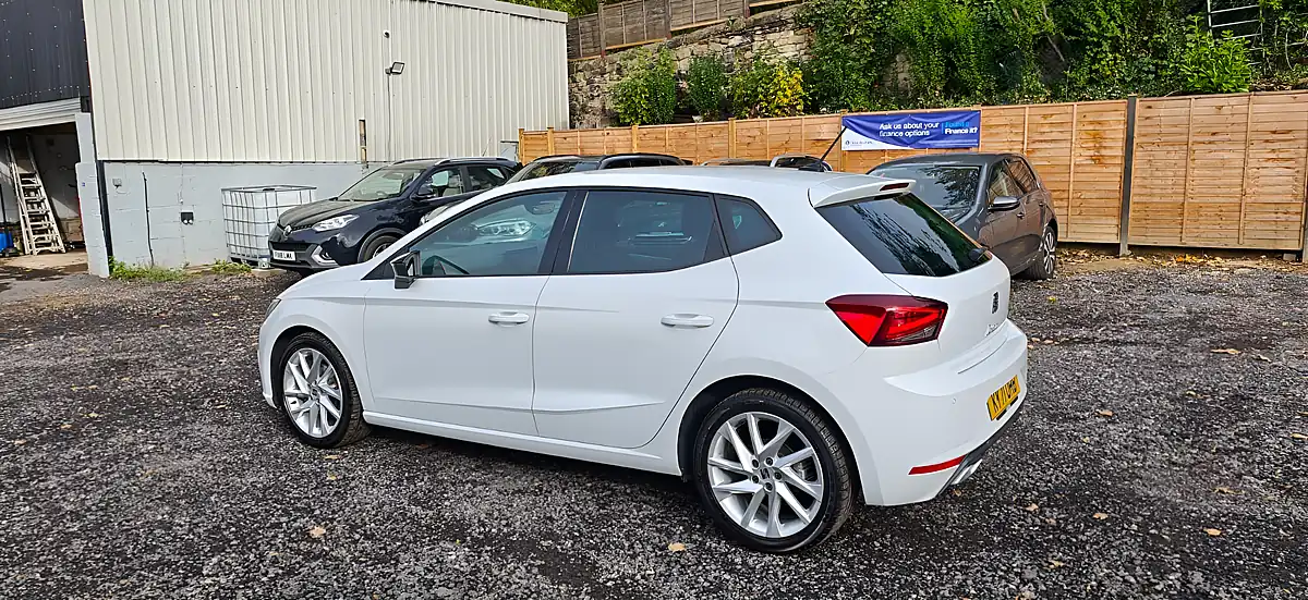 Used 2021 SEAT Ibiza Fr Solid Black - Interior and Exterior details 8