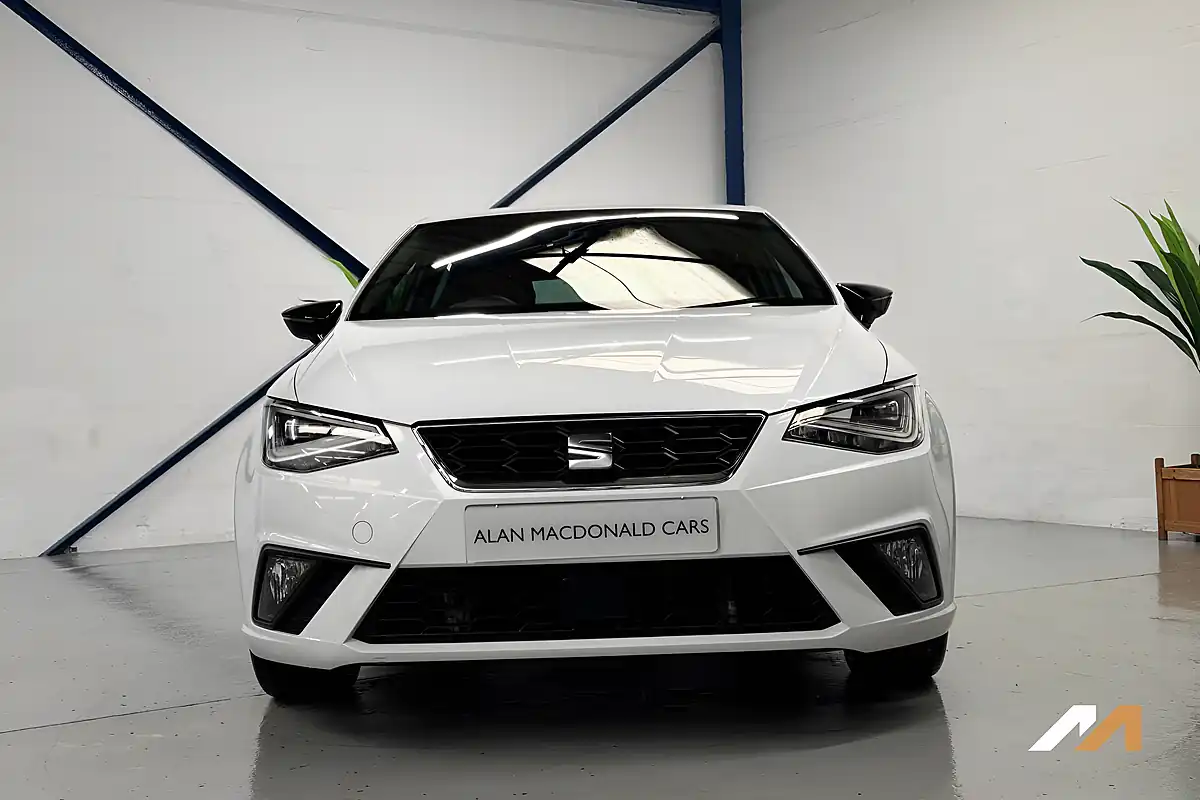Used 2021 SEAT Ibiza Fr Sport Nevada White - Interior and Exterior details 10