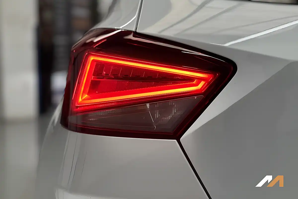 Used 2021 SEAT Ibiza Fr Sport Nevada White - Interior and Exterior details 12