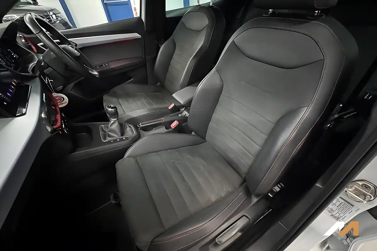 Used 2021 SEAT Ibiza Fr Sport Nevada White - Interior and Exterior details 19