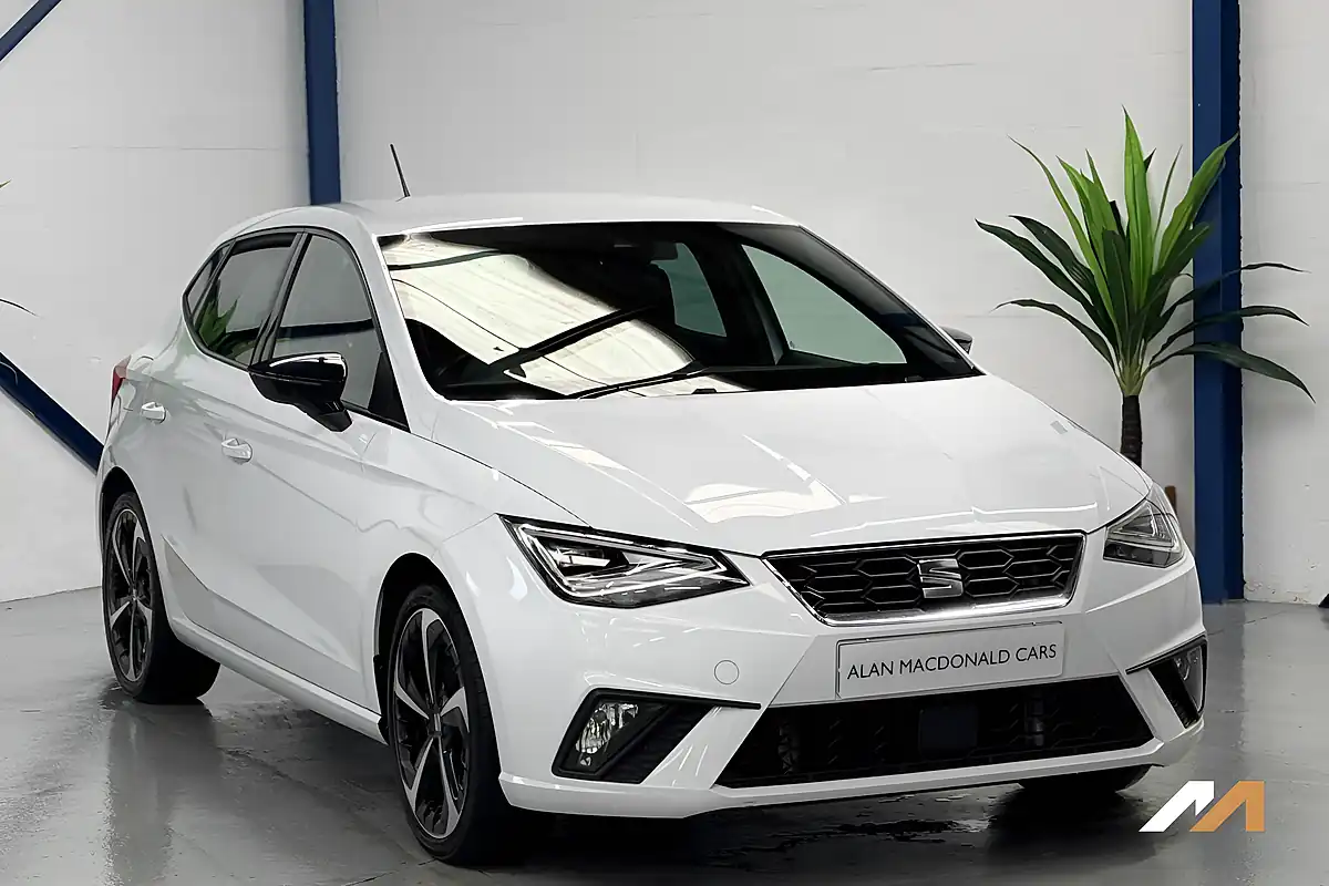 Used 2021 SEAT Ibiza Fr Sport Nevada White - Interior and Exterior details 5
