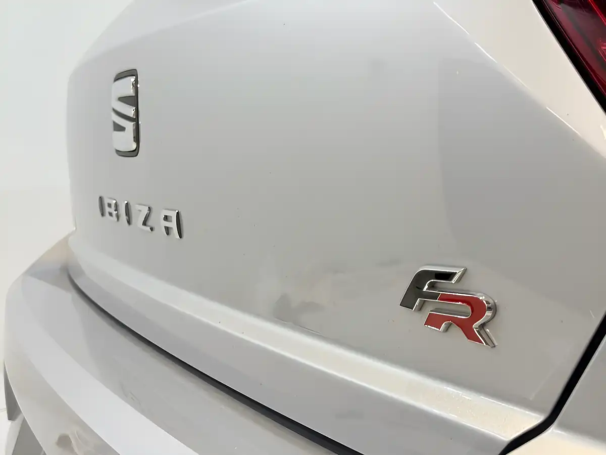 Used 2021 SEAT Ibiza Fr Sport Silver - Interior and Exterior details 11