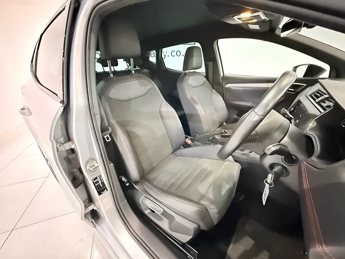 Used 2021 SEAT Ibiza Fr Sport Silver - Interior and Exterior details 14