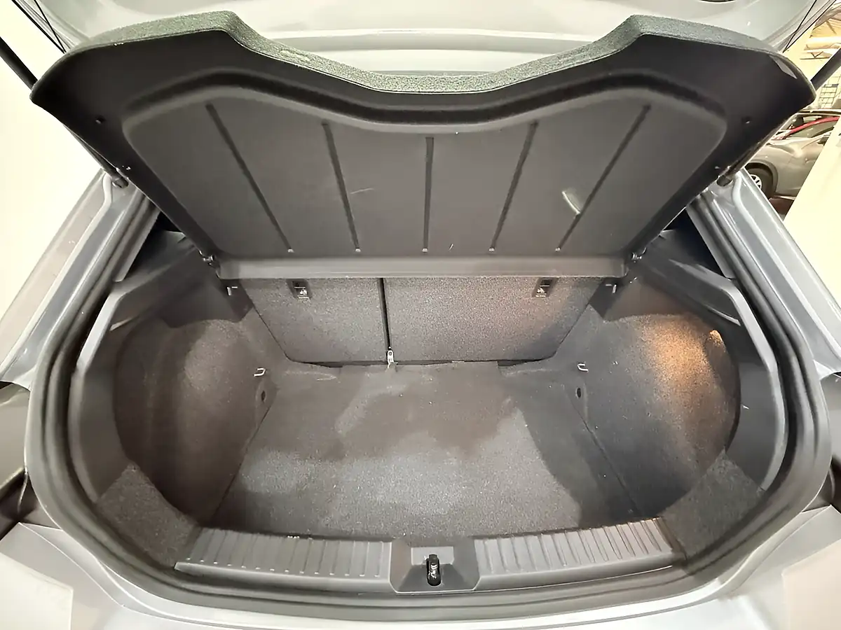 Used 2021 SEAT Ibiza Fr Sport Silver - Interior and Exterior details 16