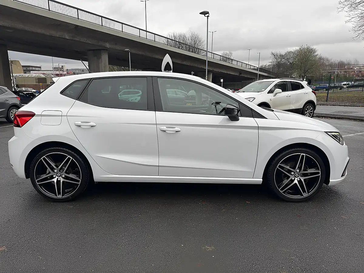 Used 2021 SEAT Ibiza Fr Sport White - Interior and Exterior details 12