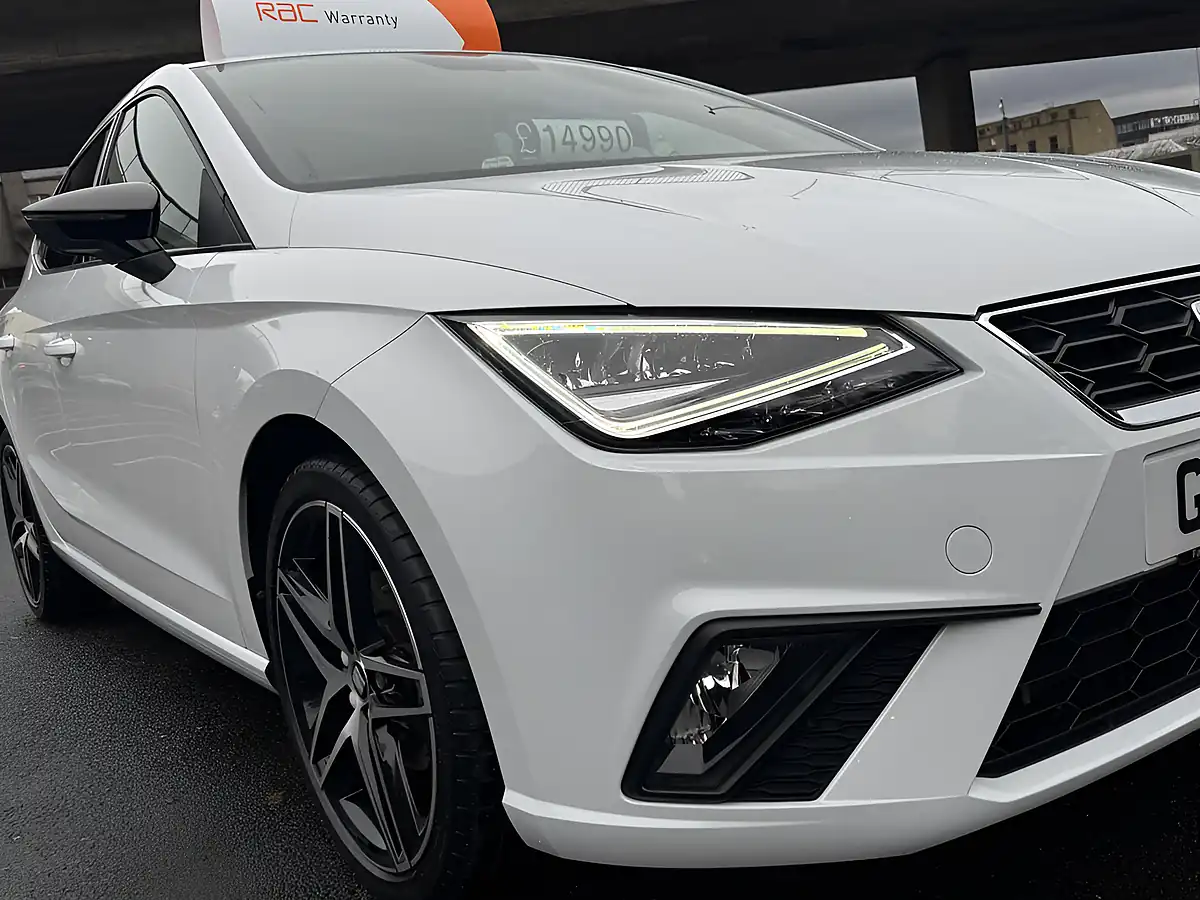 Used 2021 SEAT Ibiza Fr Sport White - Interior and Exterior details 8