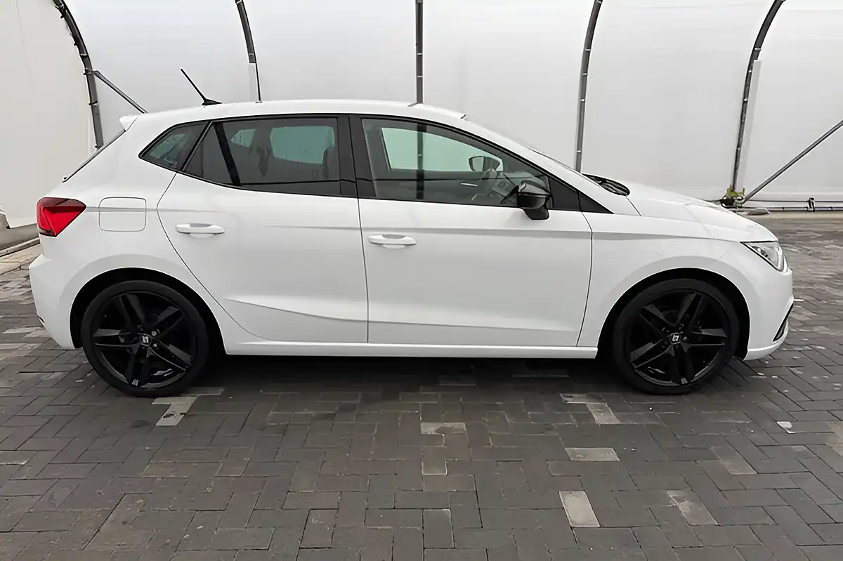 Used 2021 SEAT Ibiza Fr Sport White - Interior and Exterior details 11