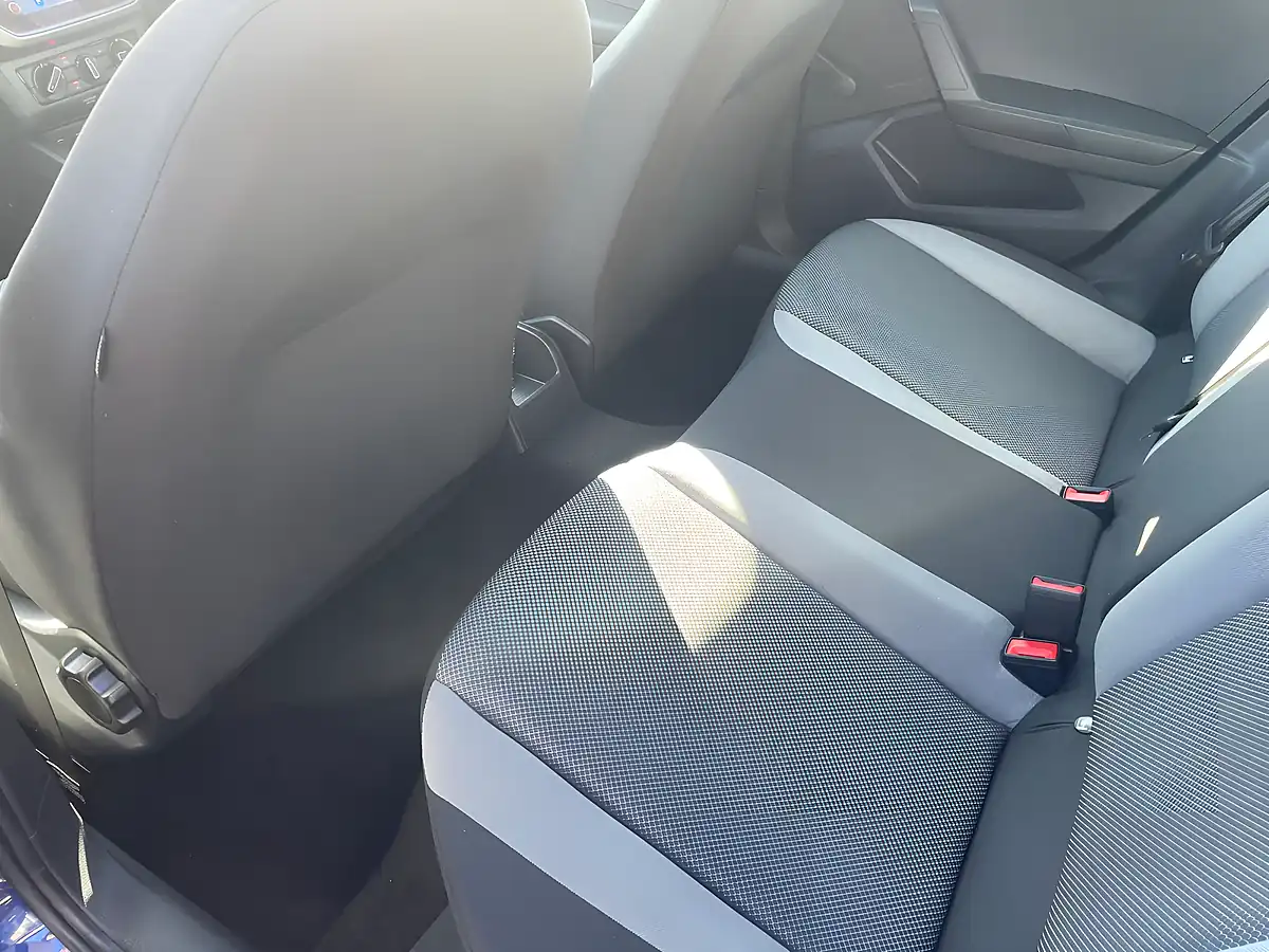 Used 2021 SEAT Ibiza Se Technology Blue - Interior and Exterior details 12