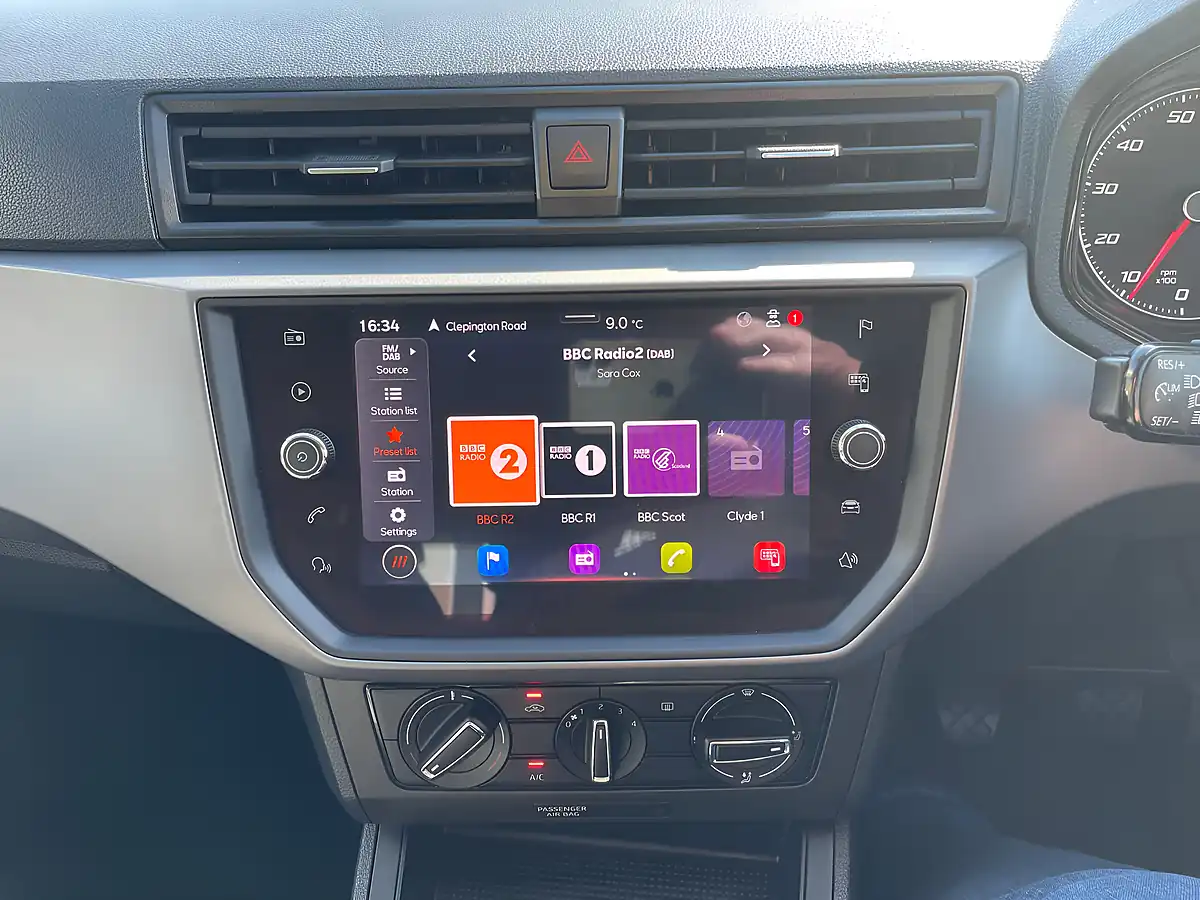 Used 2021 SEAT Ibiza Se Technology Blue - Interior and Exterior details 14