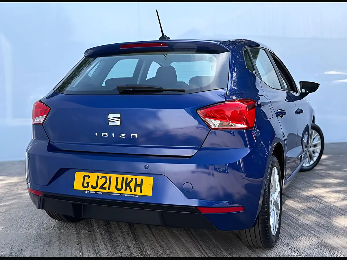 Used 2021 SEAT Ibiza Se Technology Blue - Interior and Exterior details 14