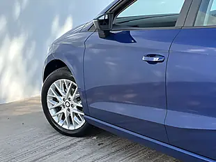 Used 2021 SEAT Ibiza Se Technology Blue - Interior and Exterior details 16