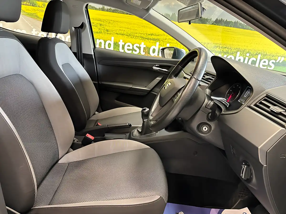 Used 2021 SEAT Ibiza Se Technology Grey - Interior and Exterior details 14
