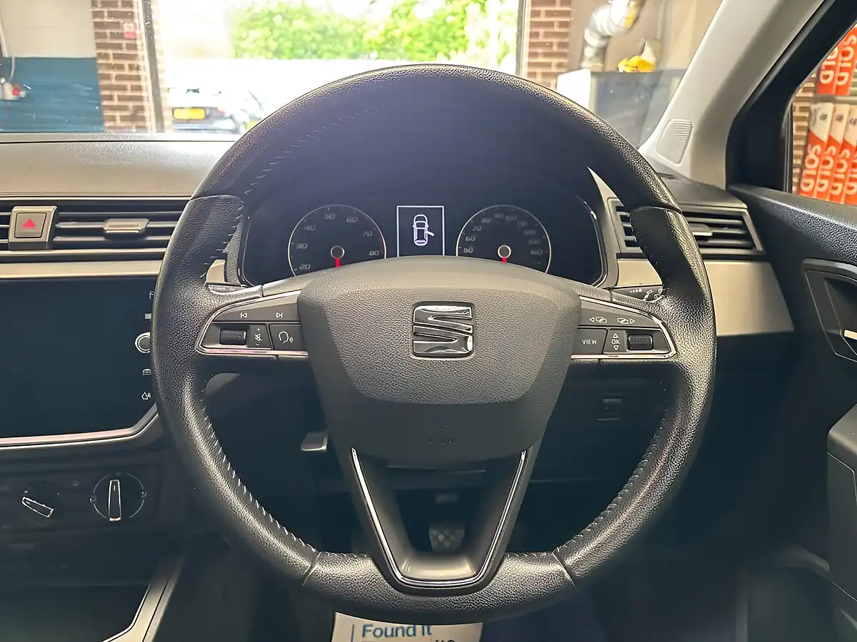 Used 2021 SEAT Ibiza Se Technology Grey - Interior and Exterior details 16