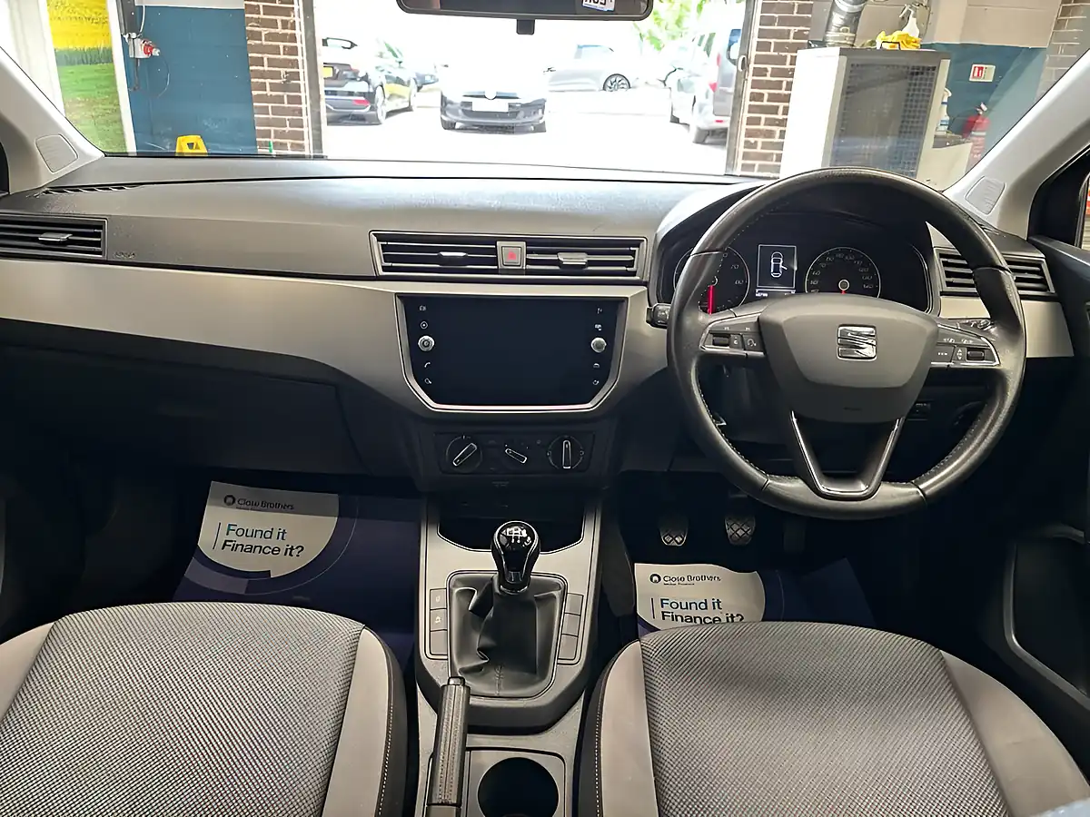 Used 2021 SEAT Ibiza Se Technology Grey - Interior and Exterior details 18