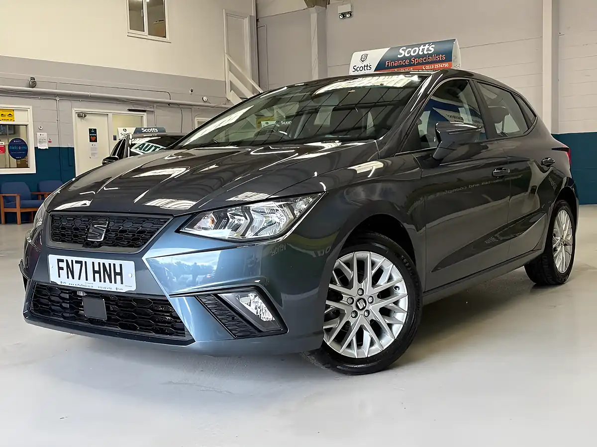 Used 2021 SEAT Ibiza Se Technology Grey - Interior and Exterior details 3