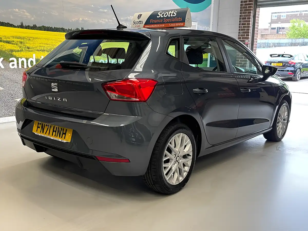 Used 2021 SEAT Ibiza Se Technology Grey - Interior and Exterior details 5