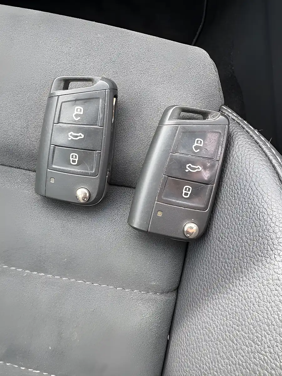 Used 2021 SEAT Ibiza Xcellence Blue - Interior and Exterior details 12