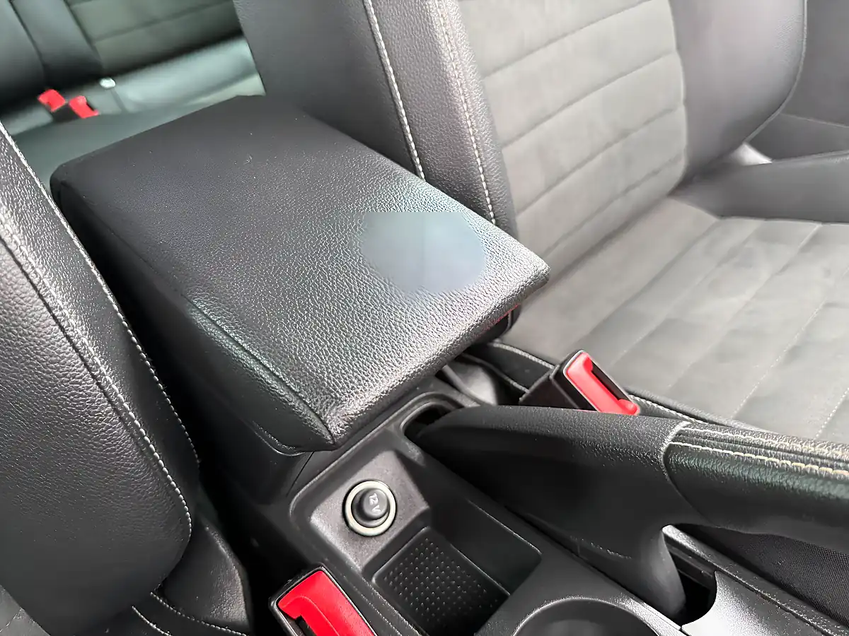 Used 2021 SEAT Ibiza Xcellence Red - Interior and Exterior details 17