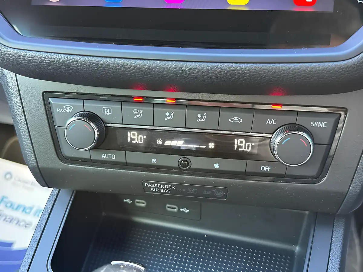 Used 2021 SEAT Ibiza Xcellence White - Interior and Exterior details 17