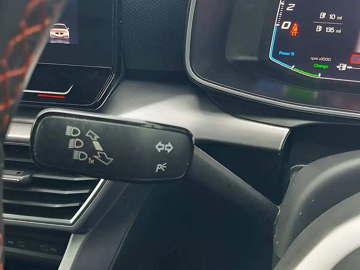 Used 2021 SEAT Leon Fr Grey - Interior and Exterior details 15