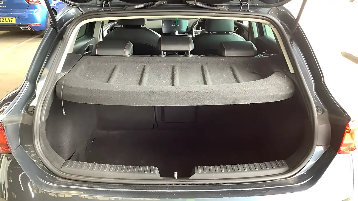 Used 2021 SEAT Leon Fr Grey - Interior and Exterior details 20